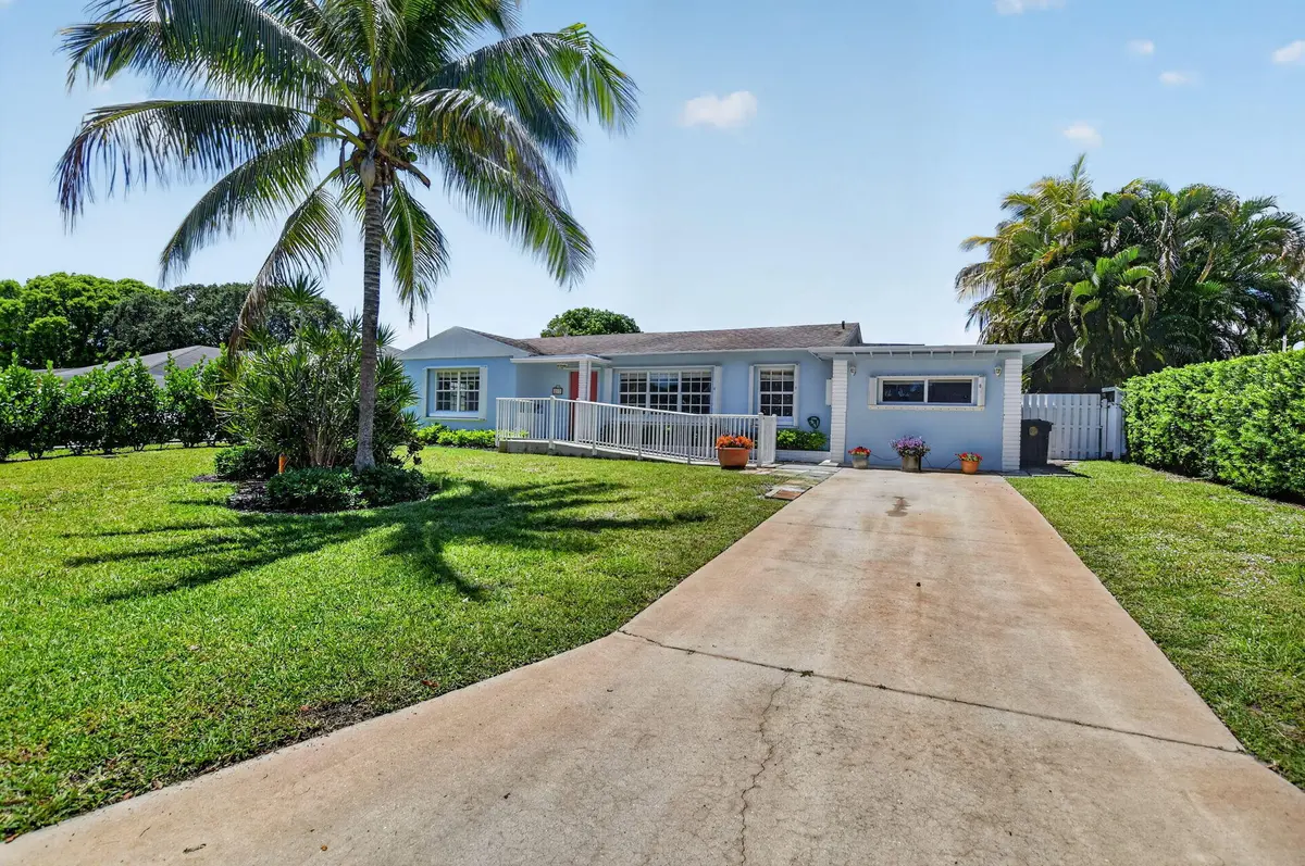 3-web-or-mls-DSC_0166 at 277 NW 3rd Court, Boca Raton