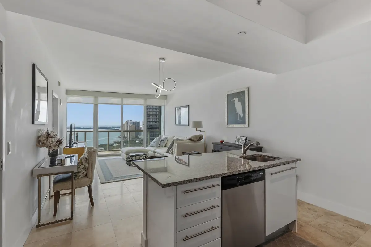 888 Biscayne Boulevard 3702, Miami, FL – photo 2