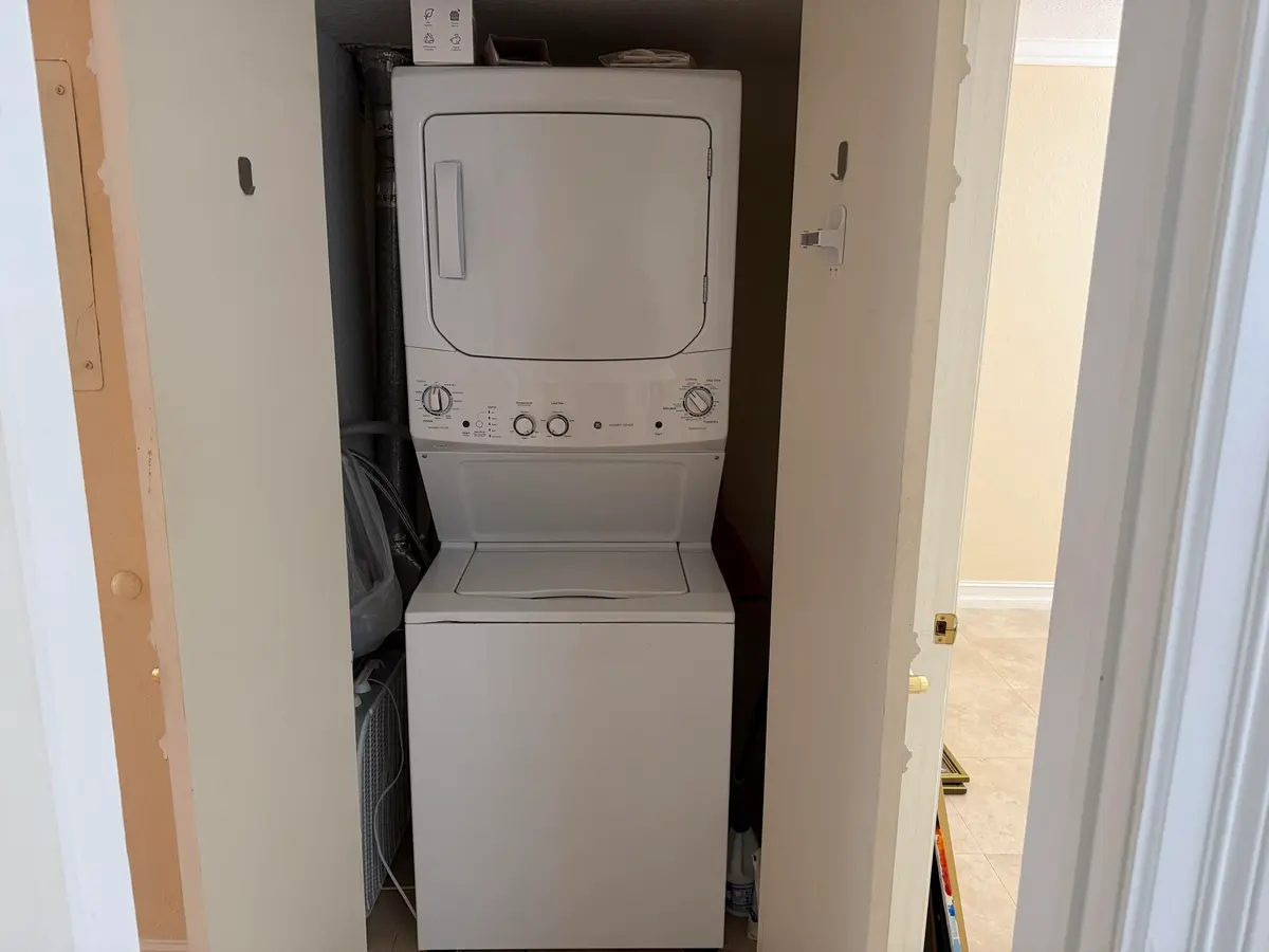 laundry at 1221 SE 3rd Street 4, Deerfield Beach