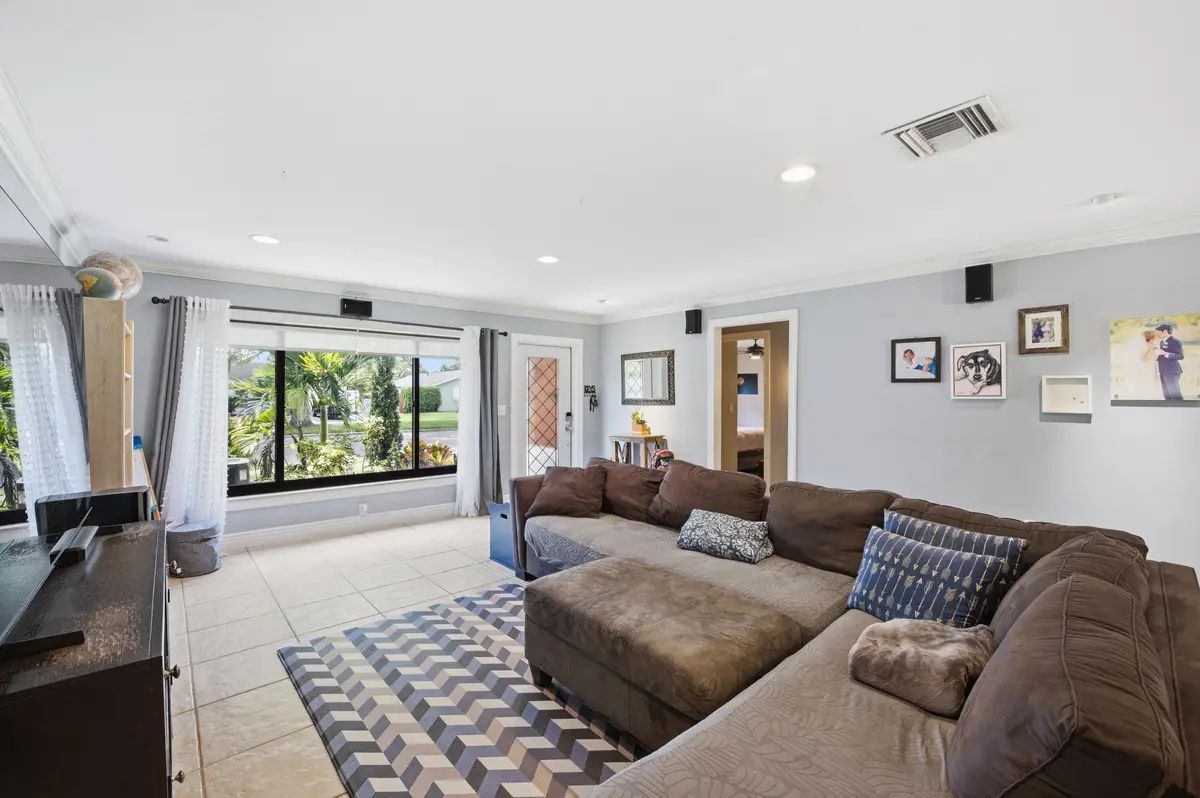 dave living room use first at 22504 SW 65th Avenue, Boca Raton