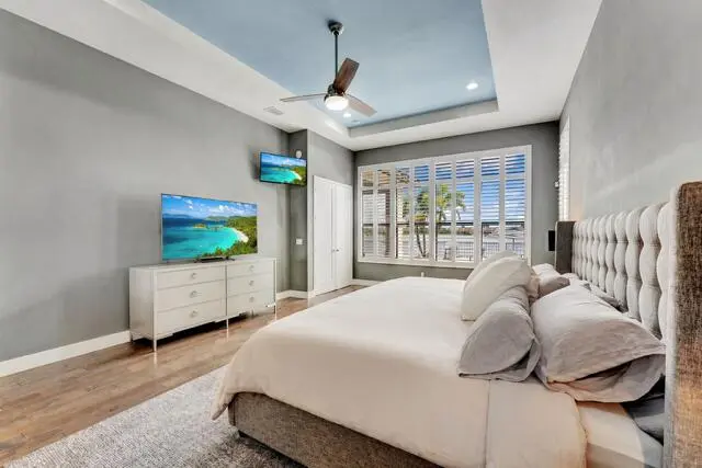 Master at 8701 Waterview Terrace, Parkland