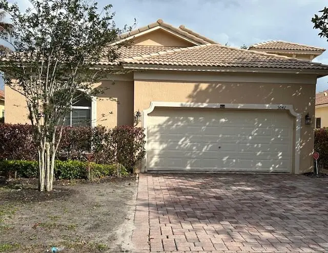 EXTERIOR at 5642 Sunberry Circle, Fort Pierce