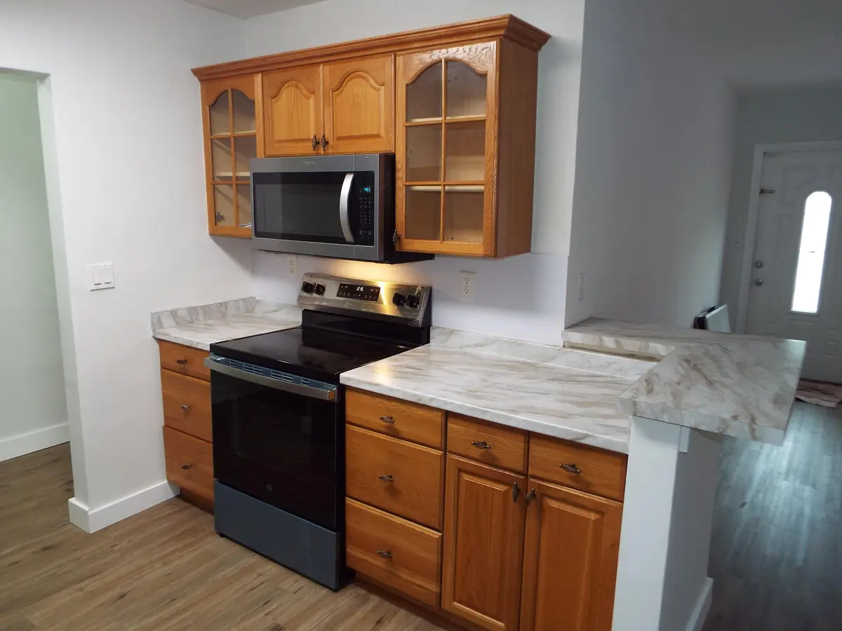 kitchen at 540 NE 61 Court, Oakland Park