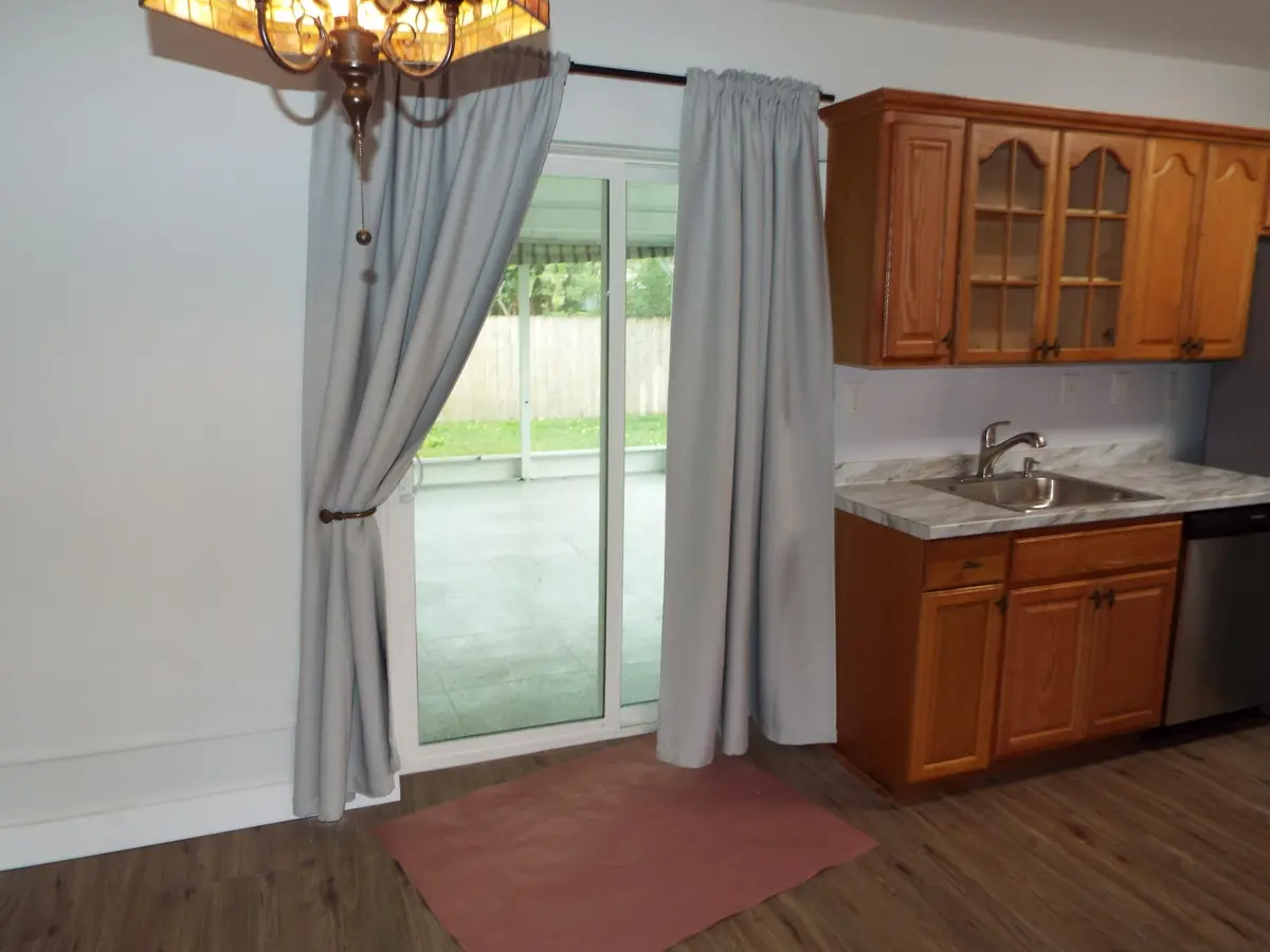 kitchen at 540 NE 61 Court, Oakland Park
