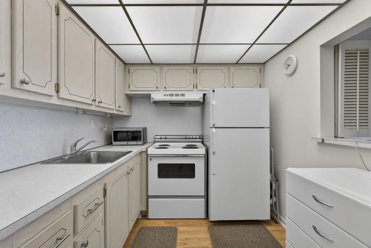 16-web-or-mls-BS1A4035 at 225 Bedford I 225, West Palm Beach