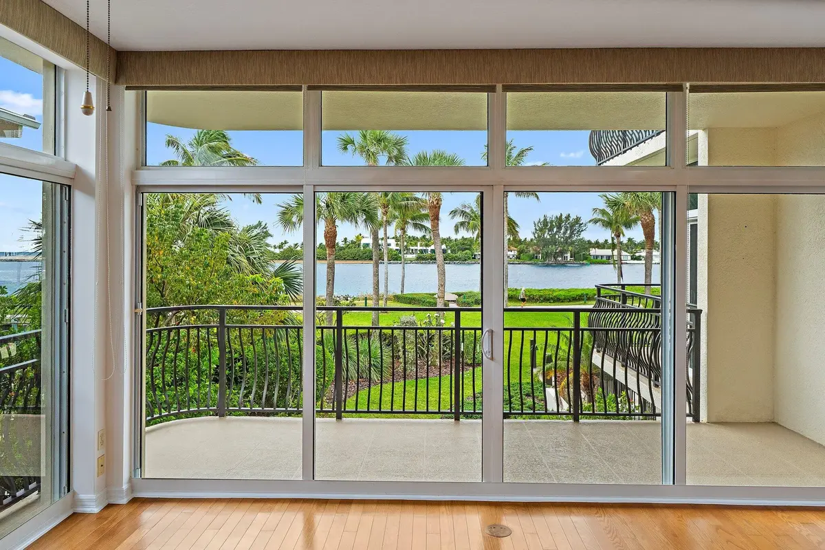 043-314InletWay-101-PalmBeachShores at 314 Inlet Way 101, Palm Beach Shores