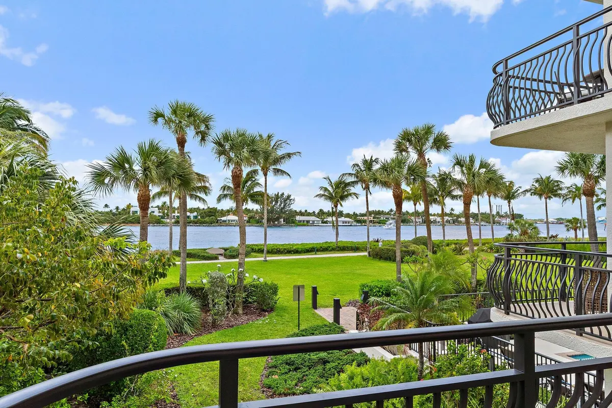 050-314InletWay-101-PalmBeachShores at 314 Inlet Way 101, Palm Beach Shores
