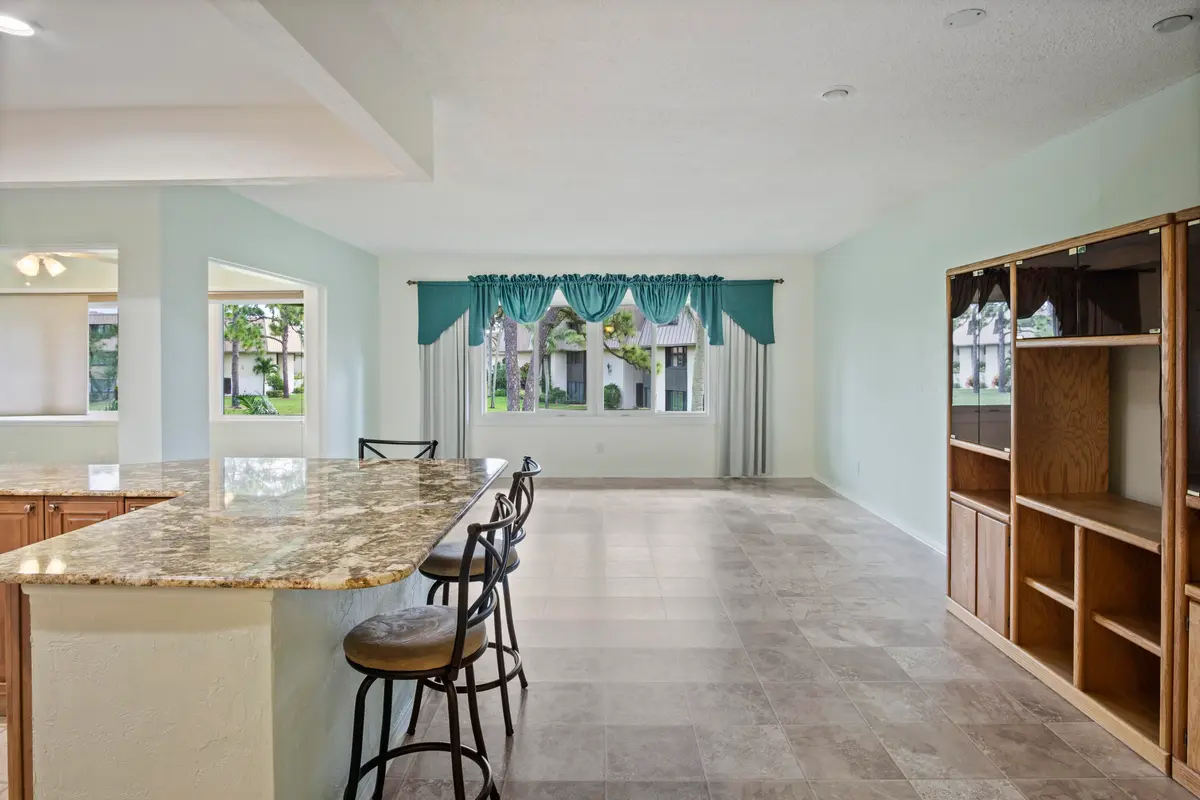 1800 SE Saint Lucie Boulevard 9-204, Stuart, FL – photo 1