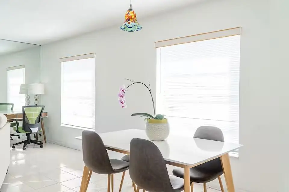 29b0e955-4425-40fb-8246-28062b911c51 at 6 Lucerne Avenue 3, Lake Worth Beach
