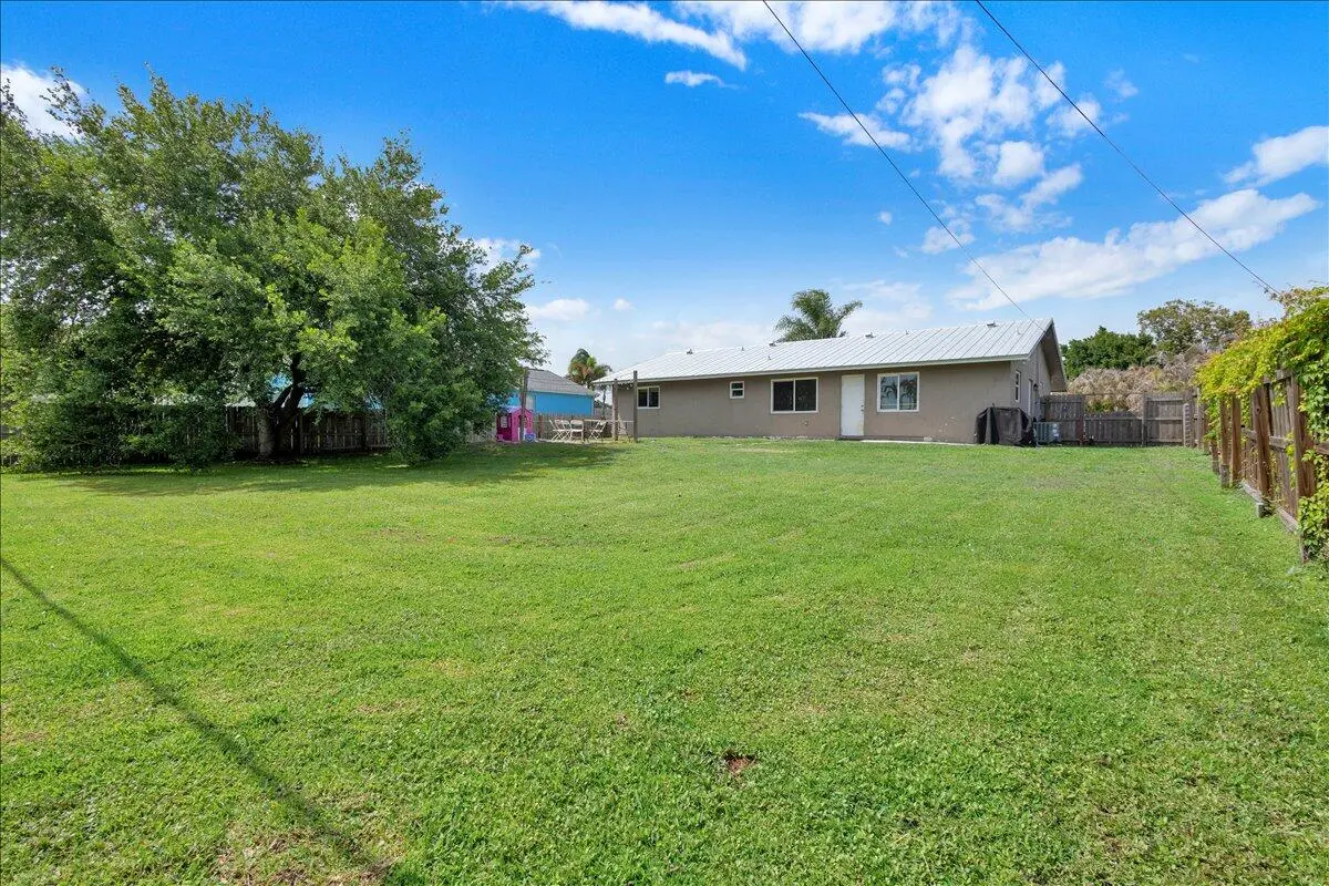 Home Sweet Home at 956 SE Browning Avenue, Port St. Lucie