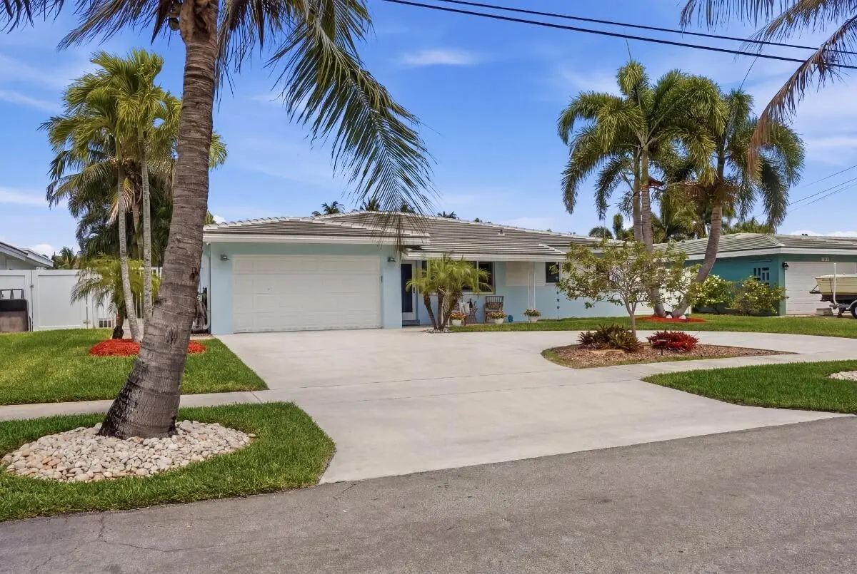 064_DSC09816_reedit_b85c85ff_MLS at 380 SE 5th Avenue, Pompano Beach