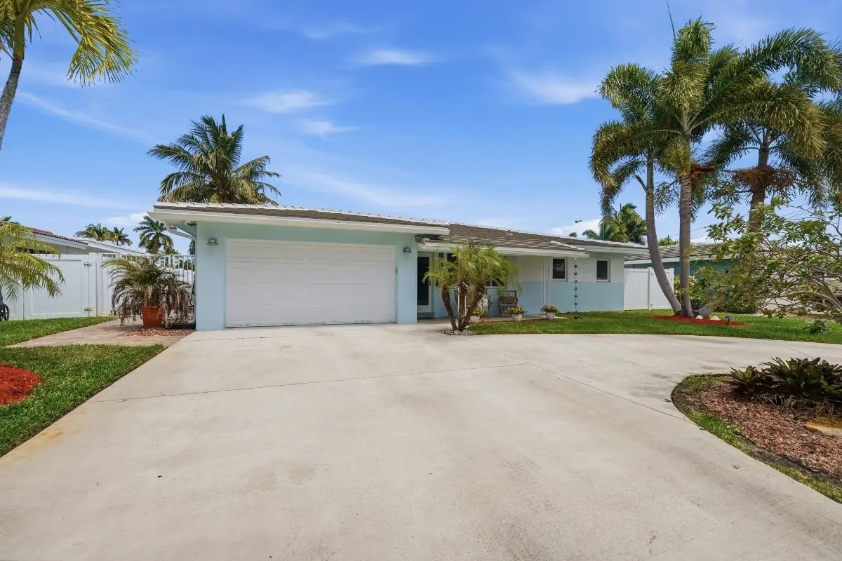 025_DSC09843_MLS at 380 SE 5th Avenue, Pompano Beach