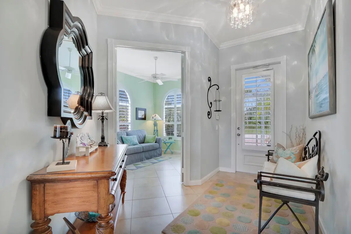 lakes entry at 11181 SW Aliceville Drive, Port St. Lucie