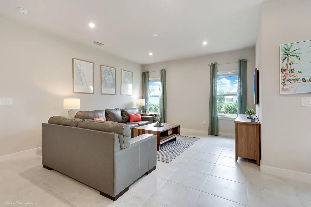 j19 at 84 Jetty Lane, Sebastian