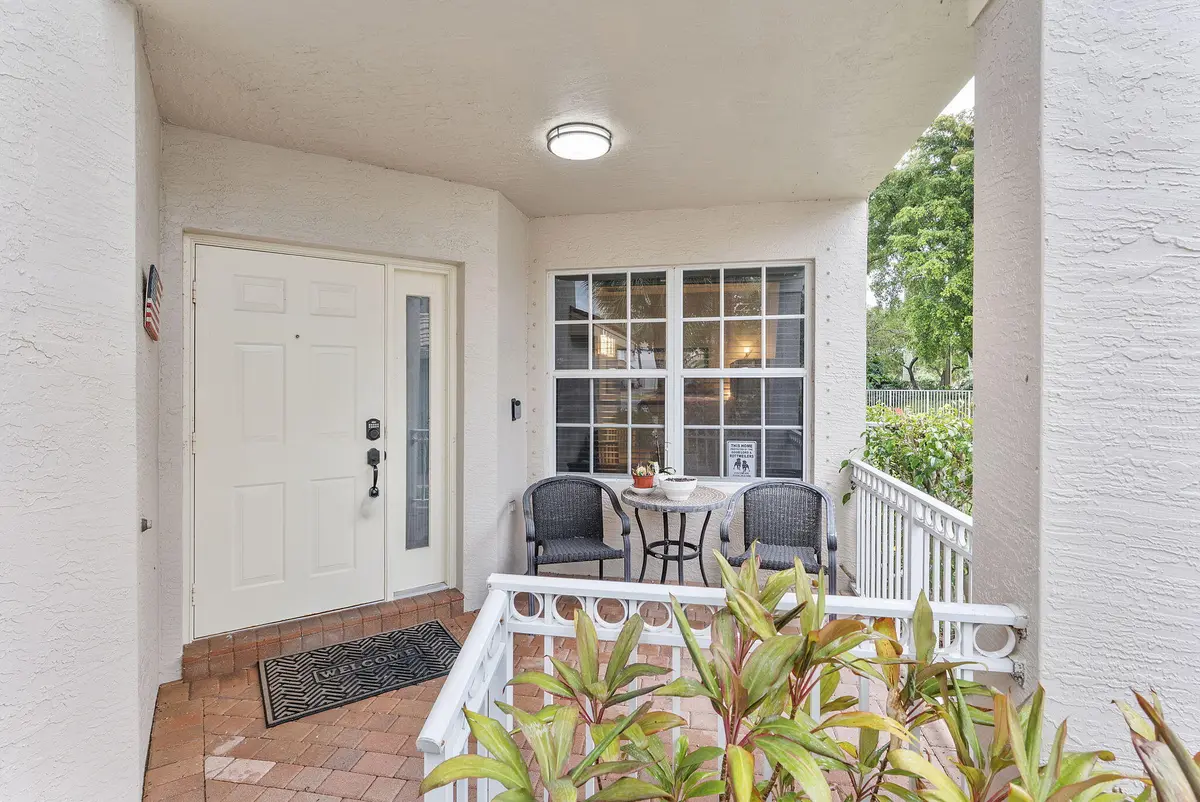 22-web-or-mls-DSC04971 (2) at 5120 Crescent Moon Drive, Greenacres