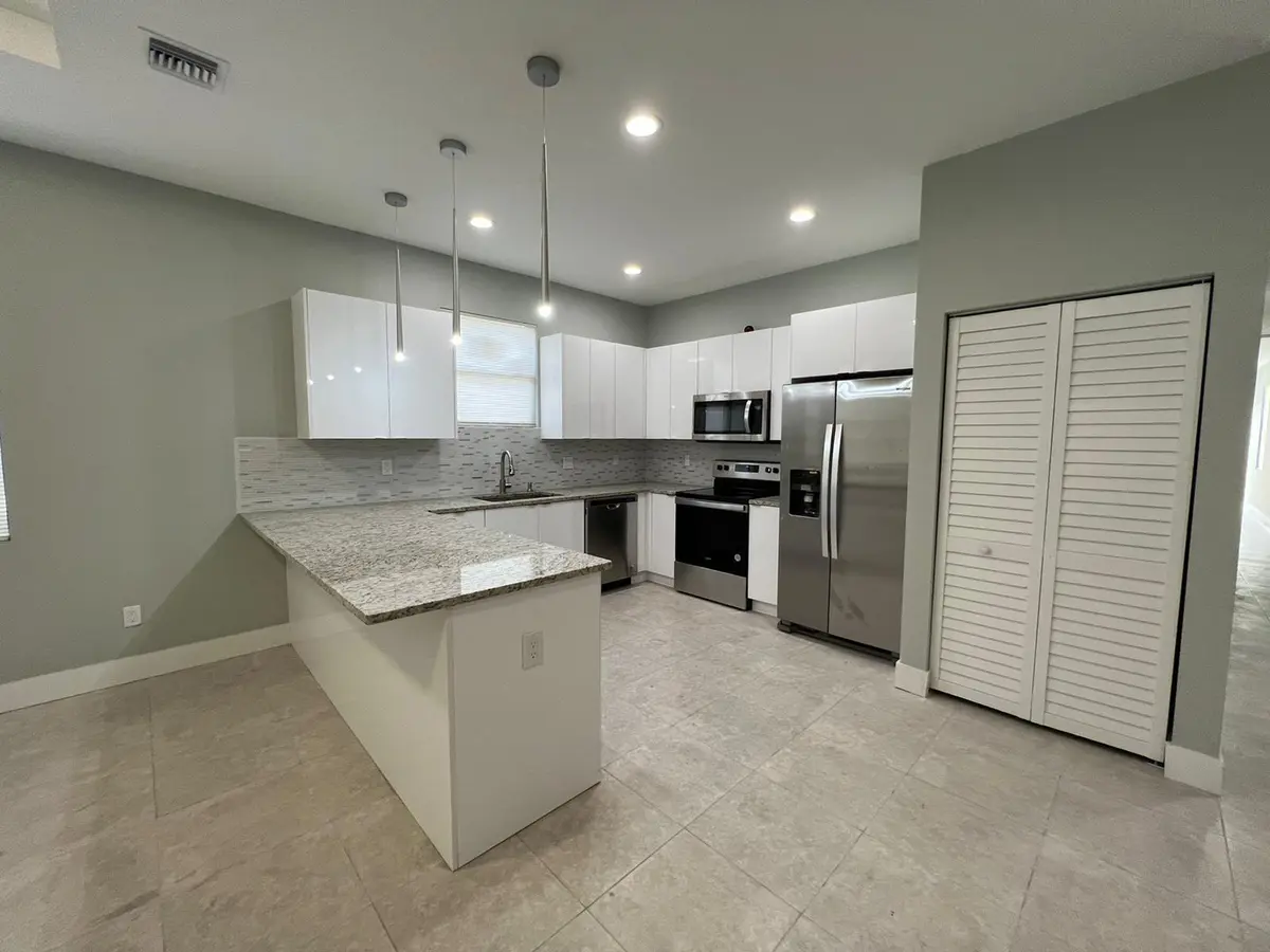 Modern Kitchen at 227 N E Street, Lake Worth Beach