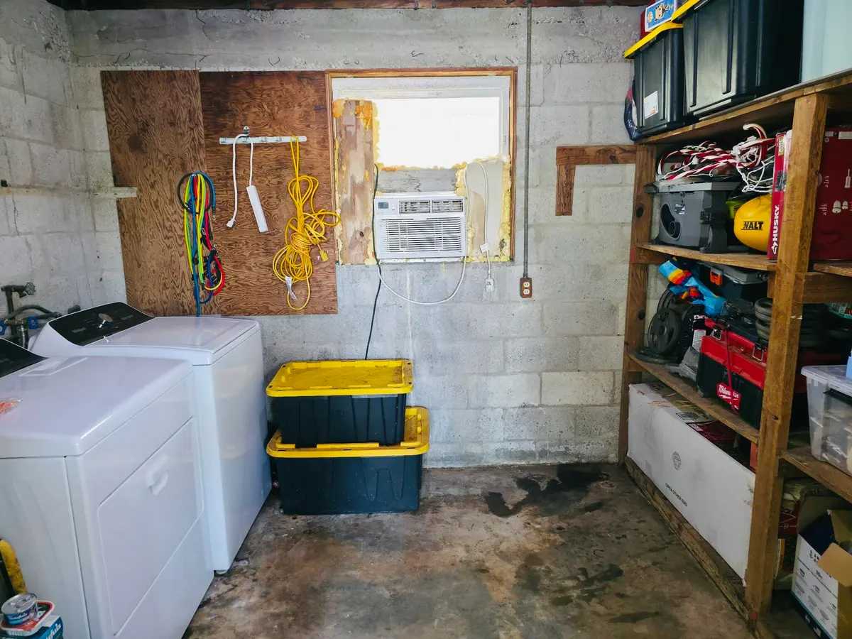 Storage at 330 Nathan Hale Road, West Palm Beach