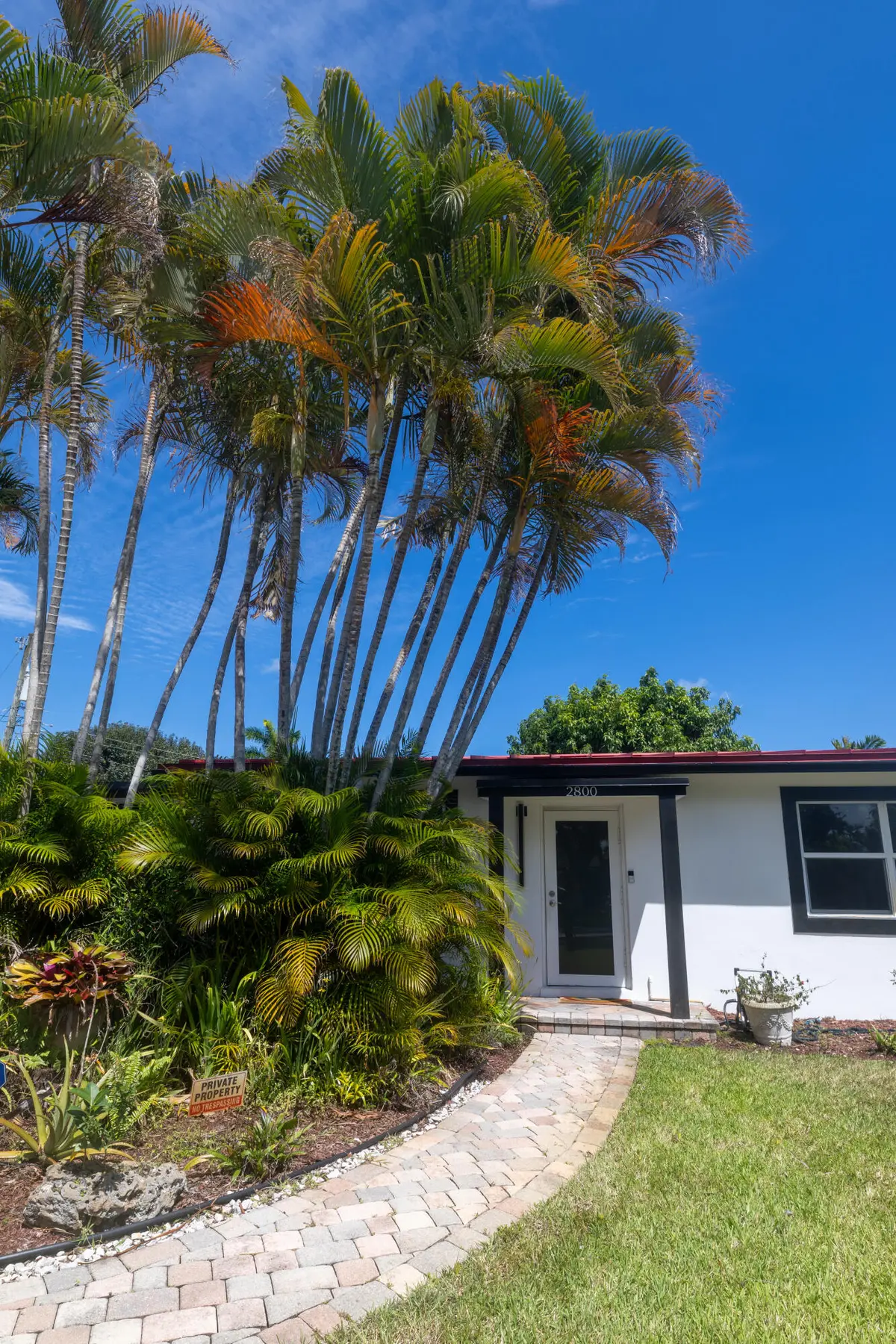 5O7A0327-HDR at 2800 NE 1st Avenue, Wilton Manors