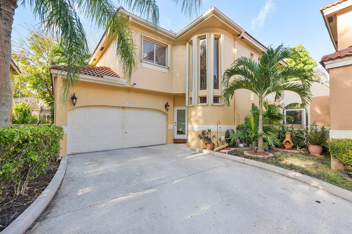 11377 Lakeview Dr_003 at 11377 Lakeview Drive, Coral Springs