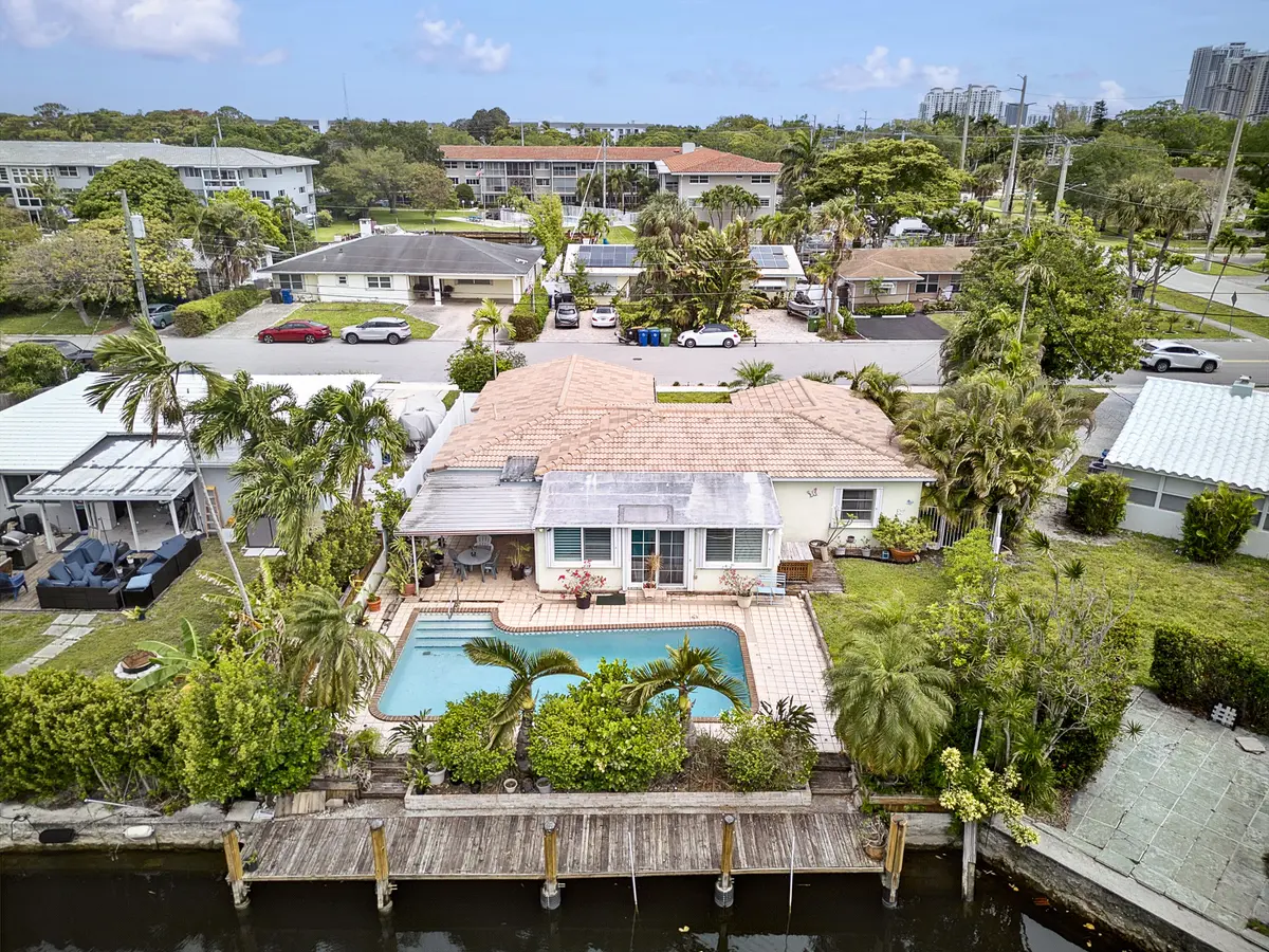 rovito-7 at 904 Citrus Isle, Fort Lauderdale