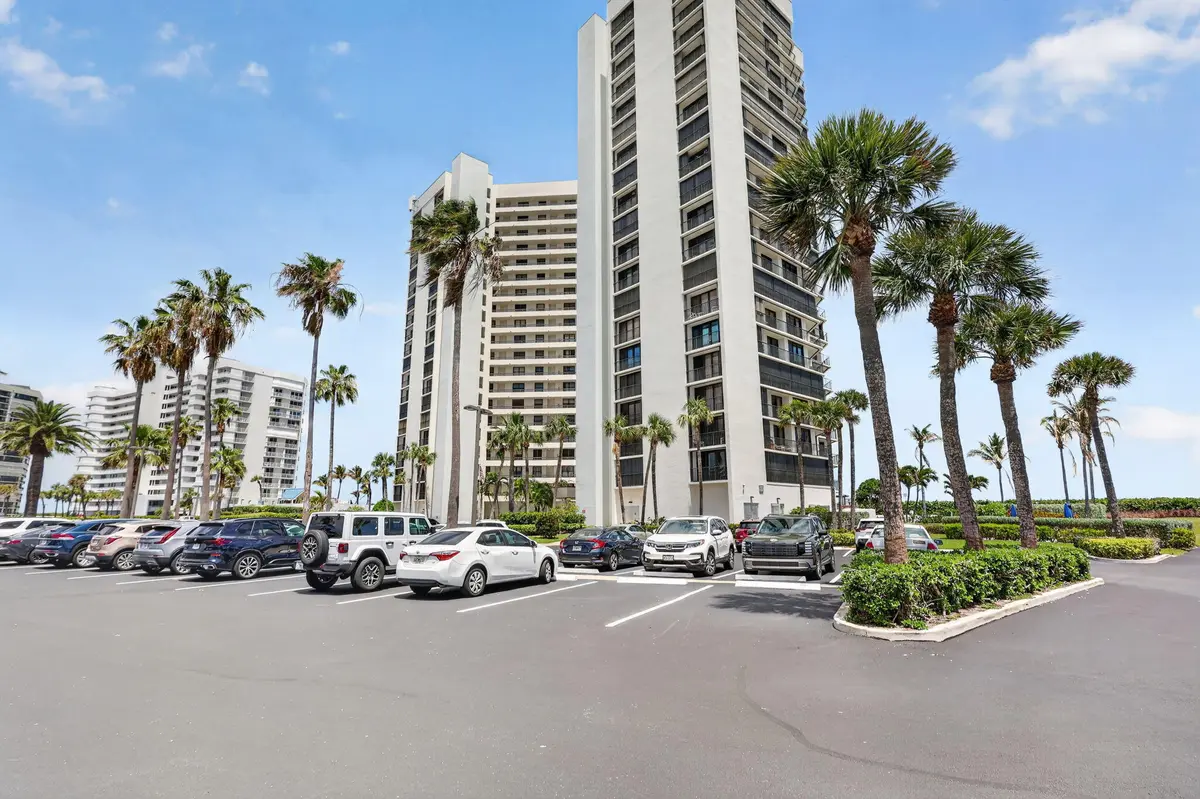 1-web-or-mls-7R7A8585 at 9650 S Ocean Drive 507, Jensen Beach