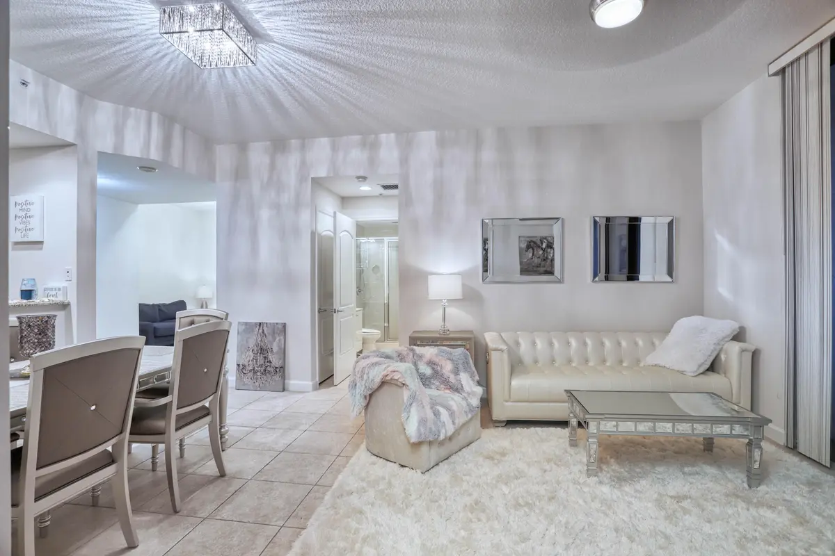 One City Plaza Residence 707 at 801 S Olive Avenue 707, West Palm Beach