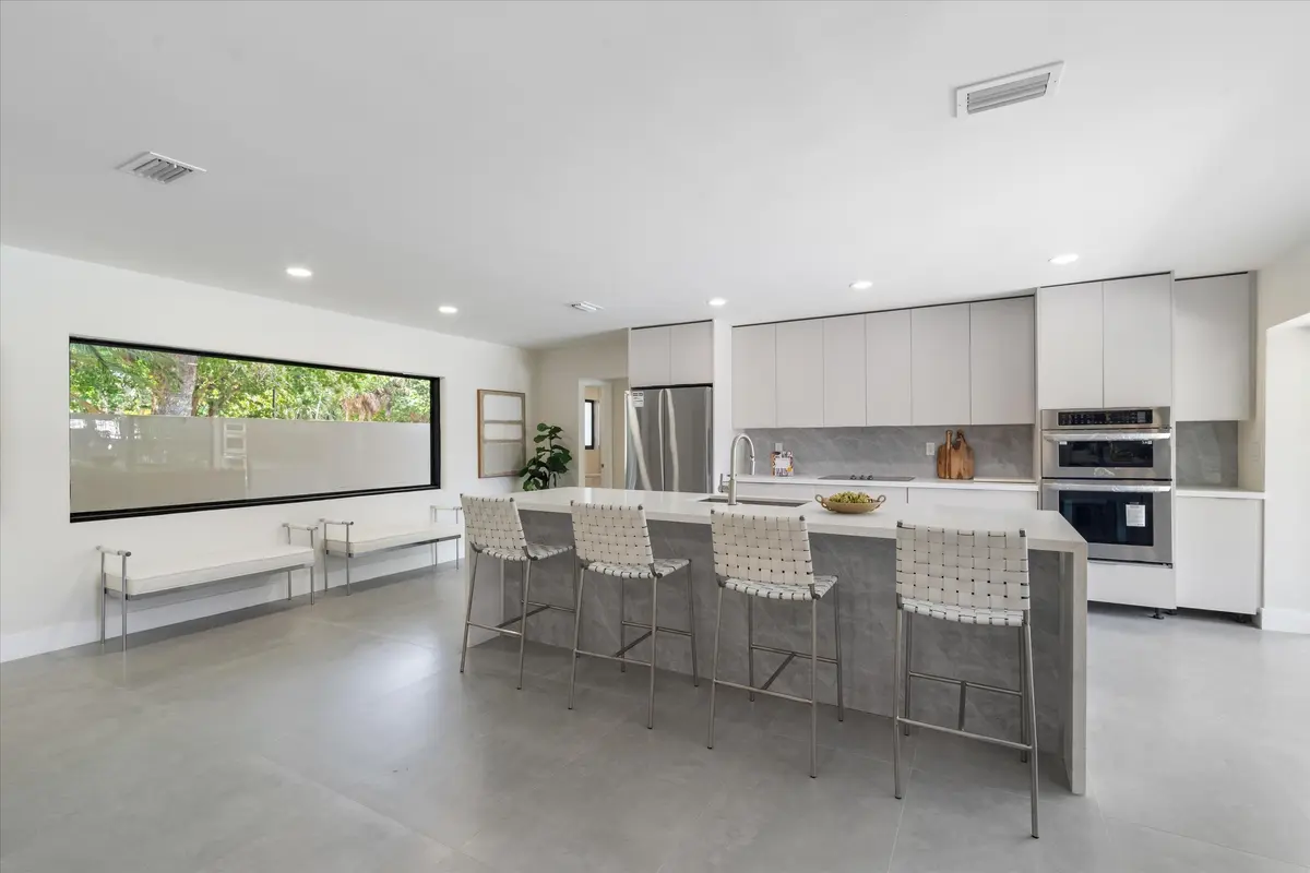 10-1601 Seabreeze Blvd Ft. Lauderdale, F at 1601 Seabreeze Boulevard, Fort Lauderdale