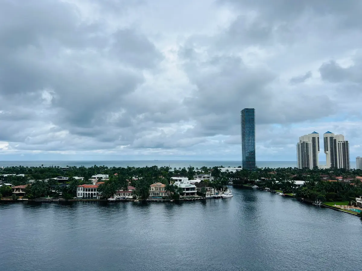 Balcony at 19707 Turnberry Way 12e, Aventura
