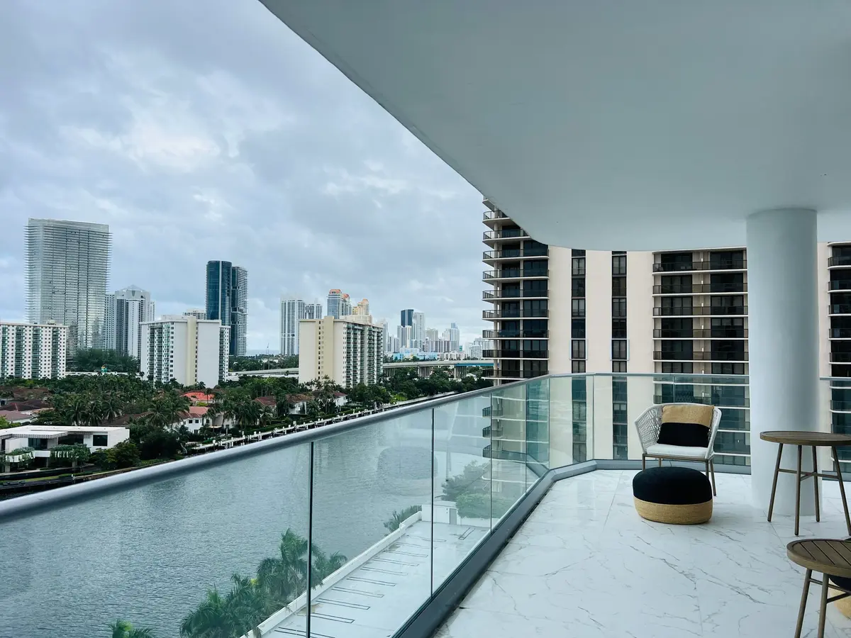 Balcony at 19707 Turnberry Way 12e, Aventura