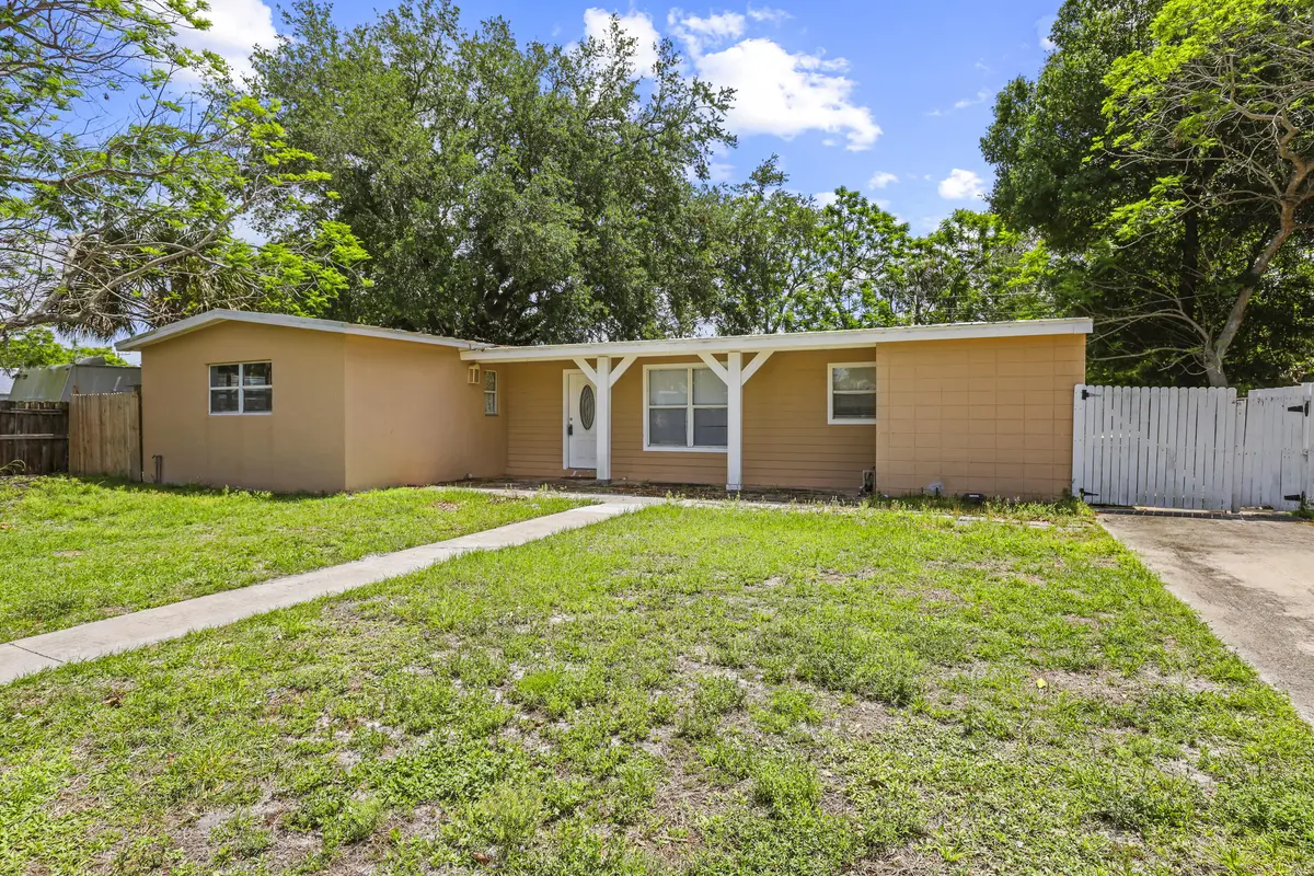 3_img_0015 at 180 SE Serenata Court, Port St. Lucie
