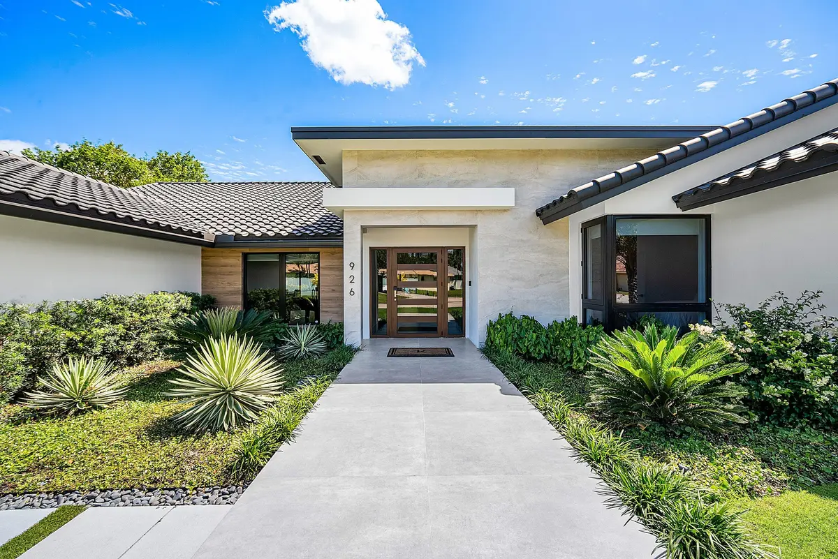 005-926Southwest35thCourt-BoyntonBeach-F at 926 SW 35th Court, Boynton Beach