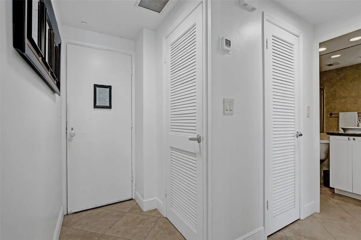 Photo 2 at 3333 NE 34th Street 1006, Fort Lauderdale
