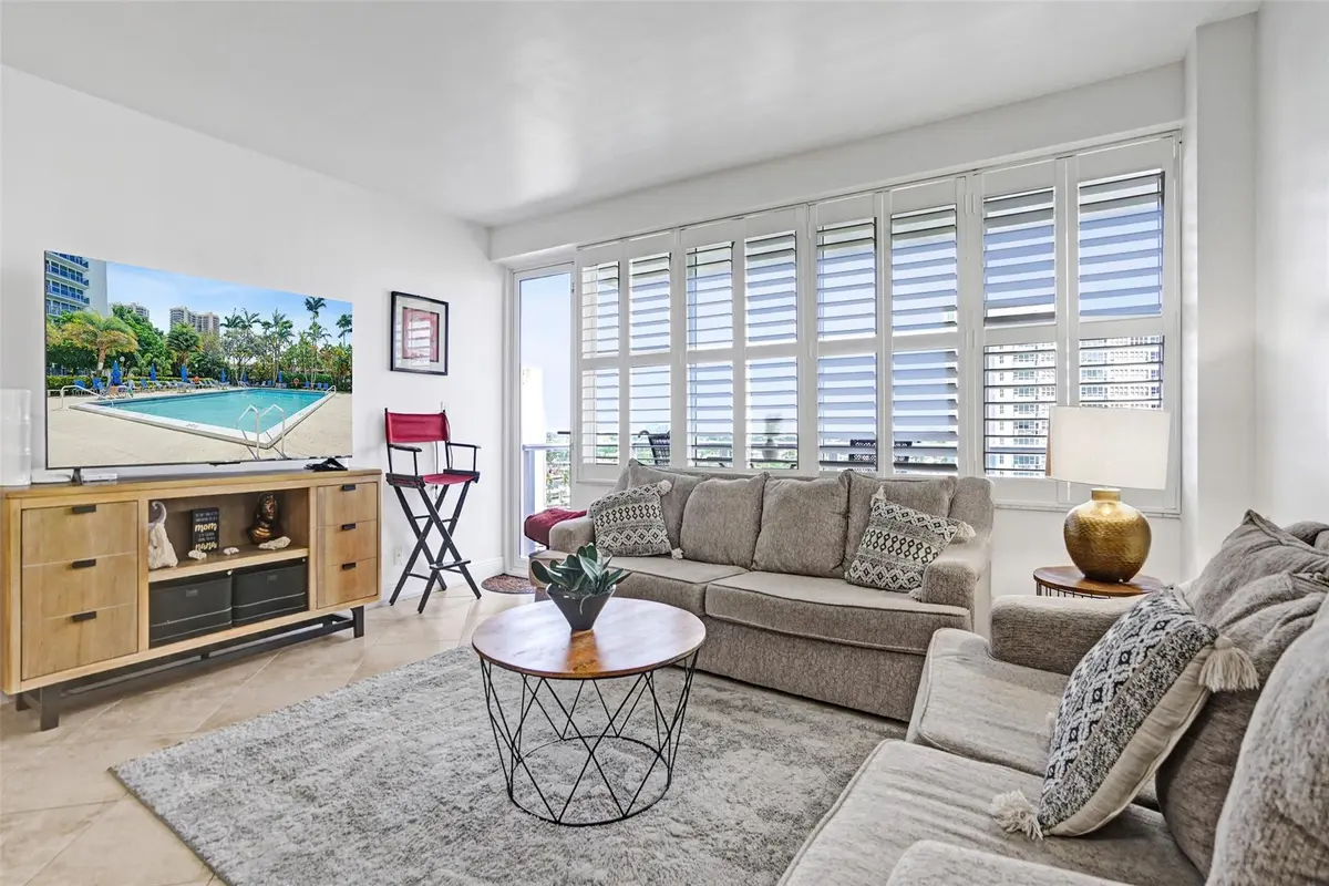 Photo 5 at 3333 NE 34th Street 1006, Fort Lauderdale