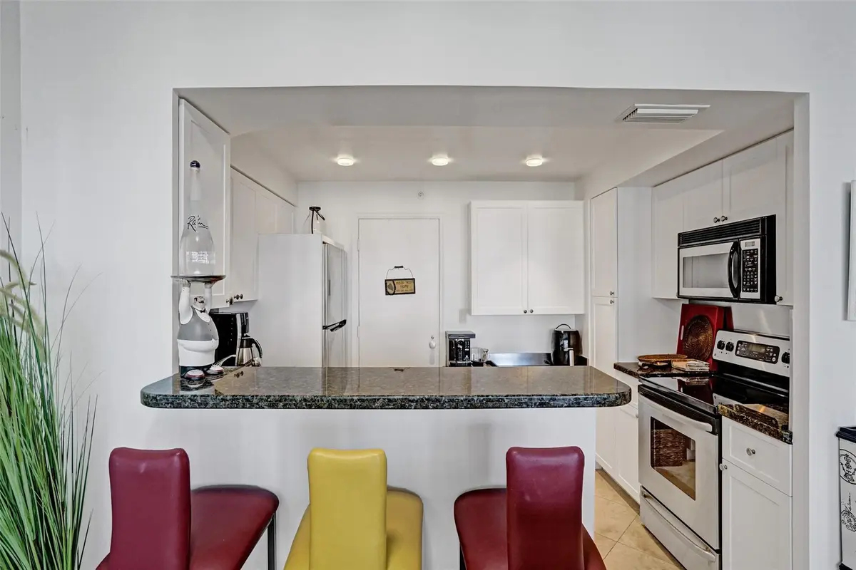 Photo 8 at 3333 NE 34th Street 1006, Fort Lauderdale