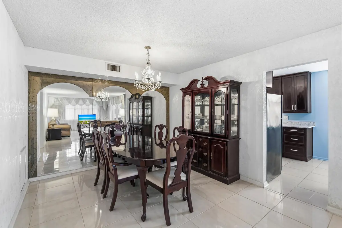 DSC08584 at 5200 N Ocean Boulevard 115a, Lauderdale-By-The-Sea