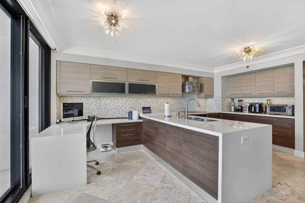 Kitchen at 1400 S Ocean Boulevard 1003, Boca Raton