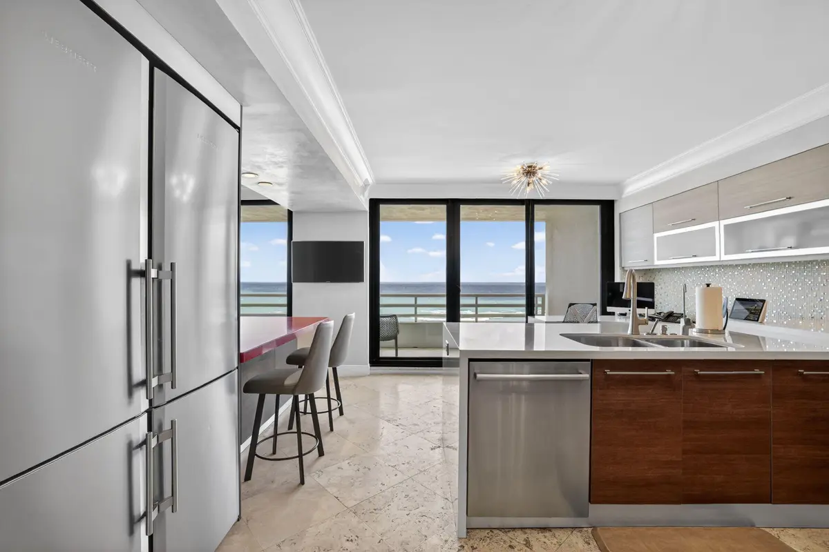 Kitchen at 1400 S Ocean Boulevard 1003, Boca Raton