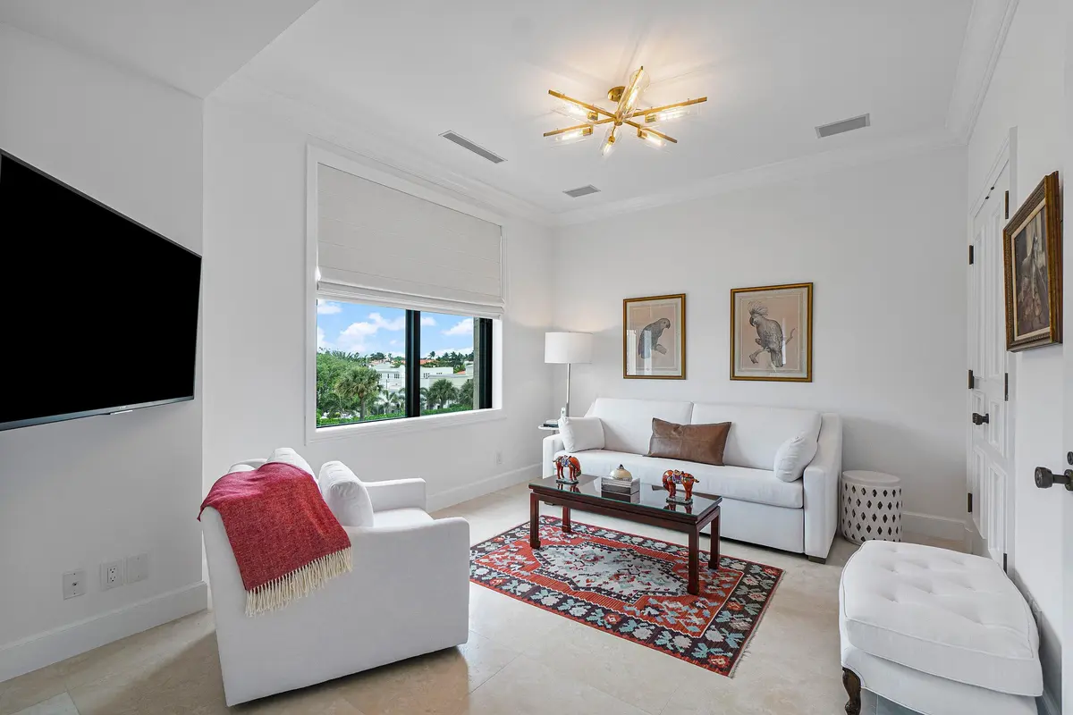010-150BradleyPlace-203-PalmBeach-FL-334 at 150 Bradley Place 203, Palm Beach