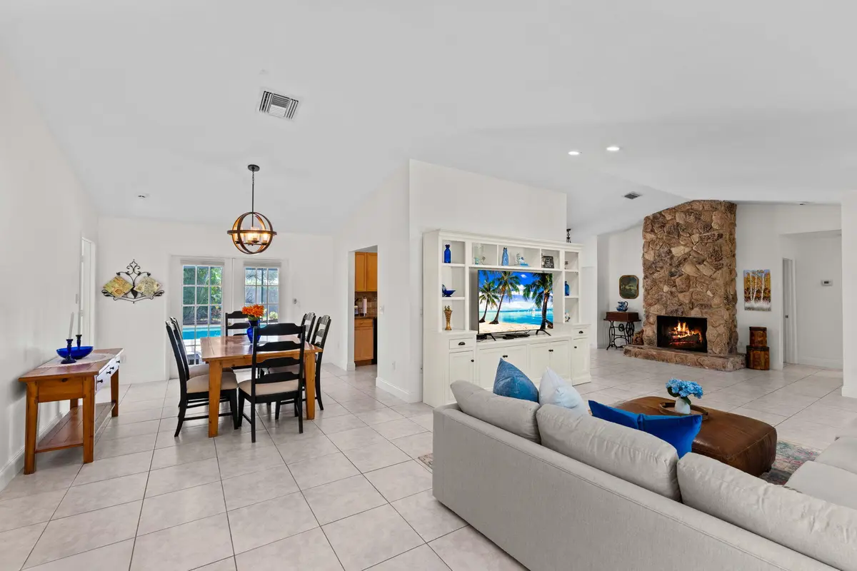 11-web-or-mls-A7402669 at 240 Sulky Way, Wellington