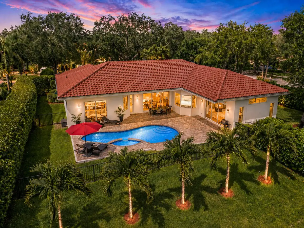 night shot 2 at 7276 NW 63rd Terrace, Parkland