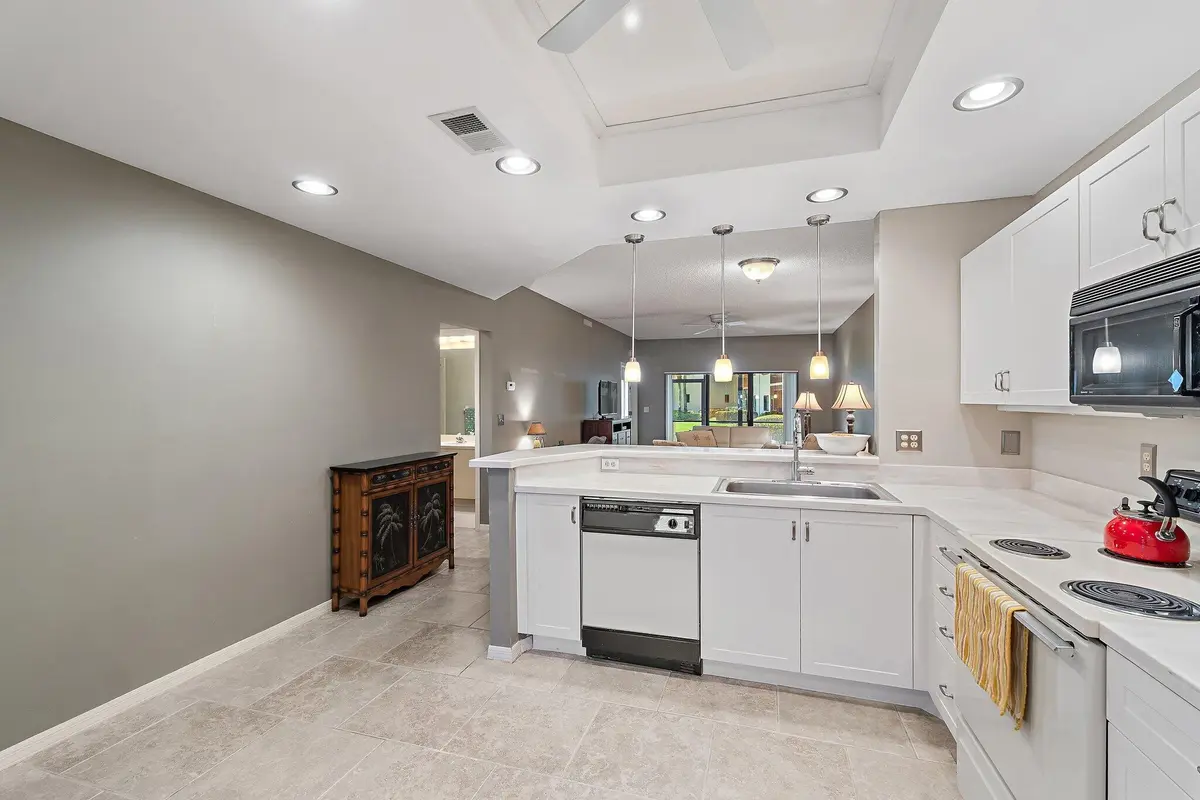 Kitchen at 6503 SE Williamsburg Drive 104, Hobe Sound