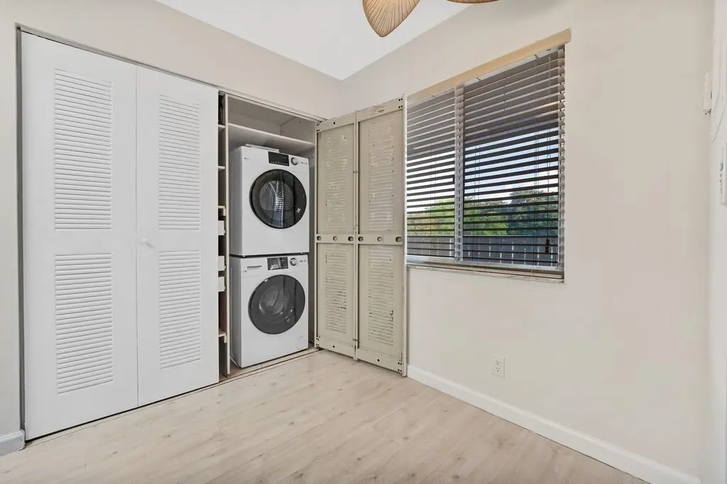 43_1024px at 7286 Huntington Lane 405, Delray Beach