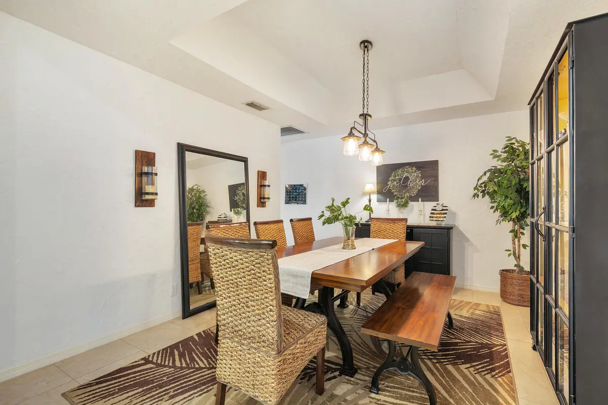 low-11 at 13739 Ishnala Circle, Wellington