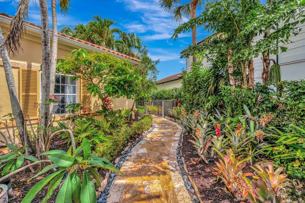 1/3 of an Acre at 186 Golf Village Boulevard, Jupiter