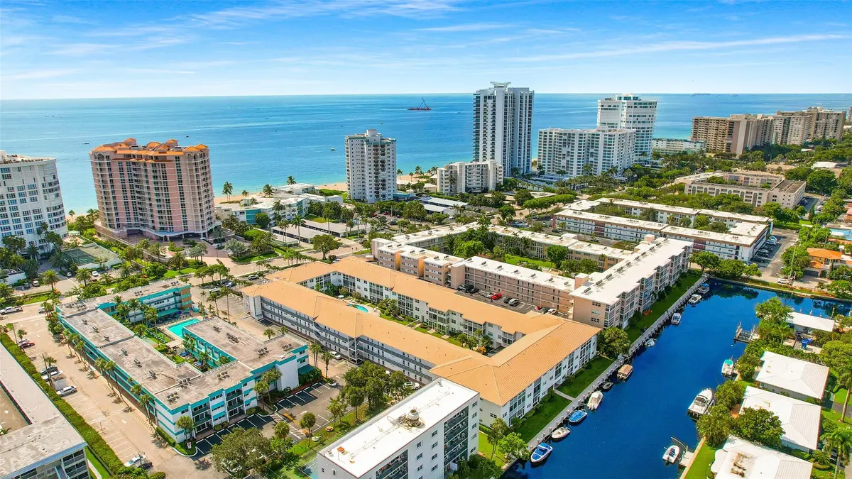 Photo 3 at 1461 S Ocean Boulevard 107, Lauderdale-By-The-Sea