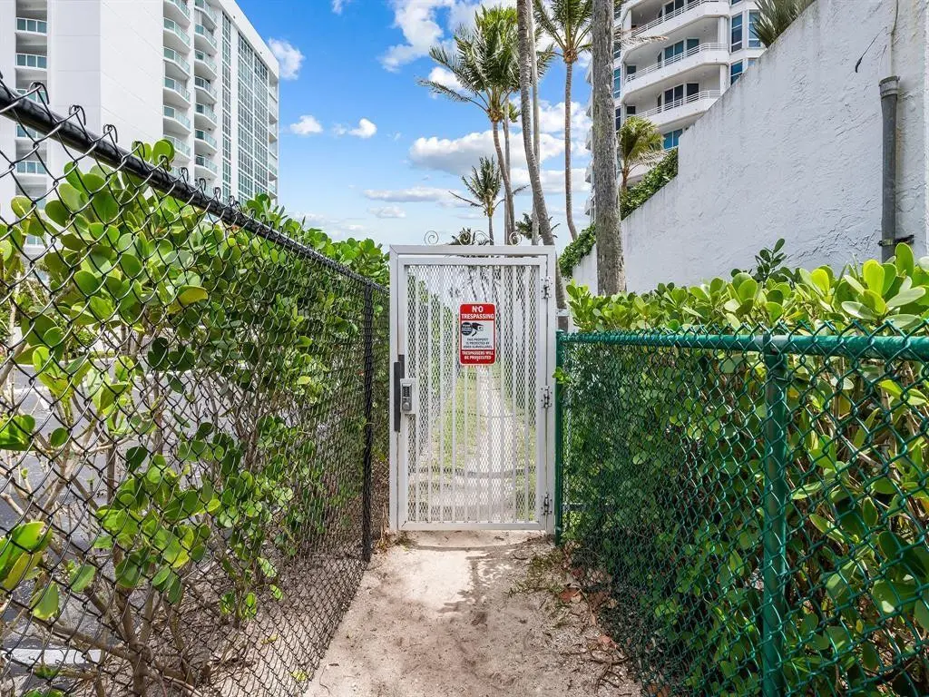 Photo 4 at 1461 S Ocean Boulevard 107, Lauderdale-By-The-Sea