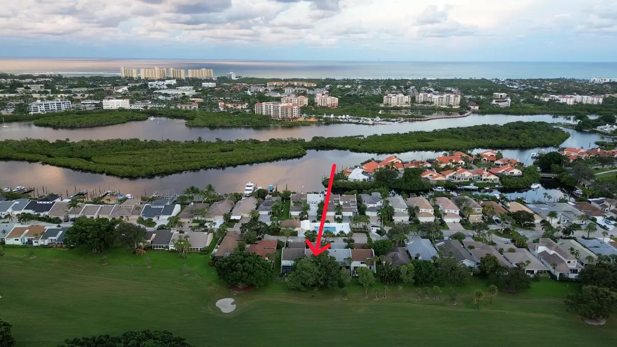 DJI_0241arrow at 17145 Bay Street, Jupiter