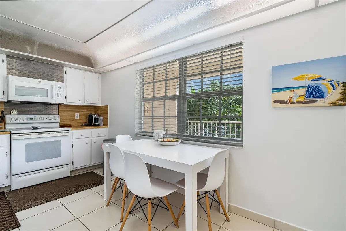 Photo 6 at 3507 Oaks Way 310, Pompano Beach