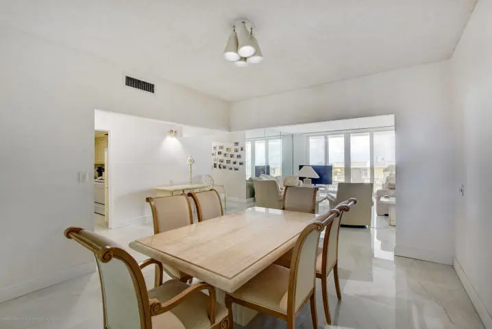 20200611184916199560000000-o at 100 Worth Avenue 7, Palm Beach