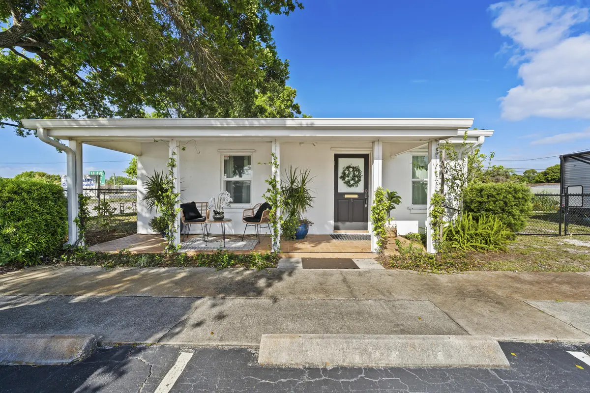 1_12 at 1324 16th Street, Vero Beach